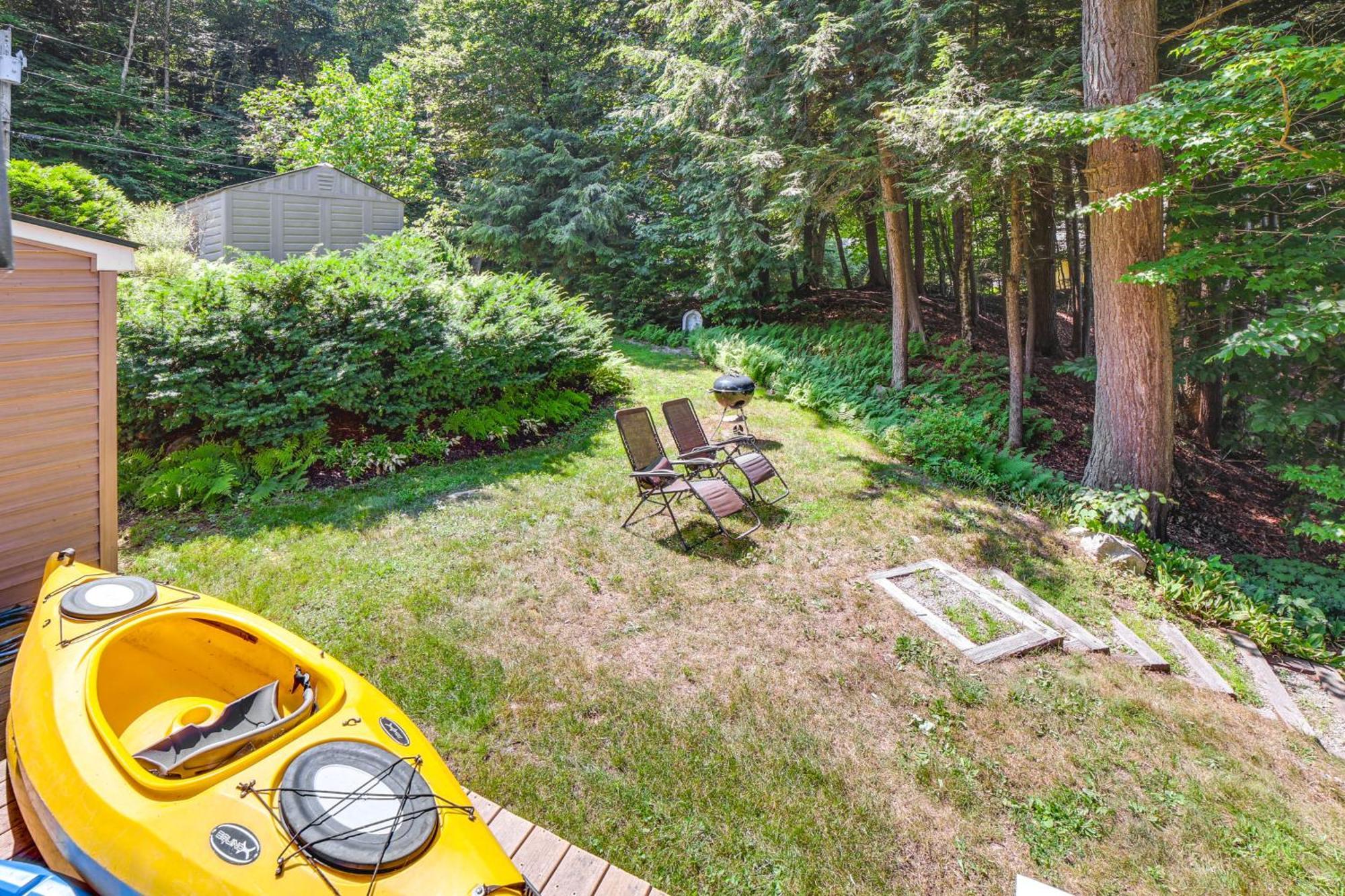 Breathtaking Newbury Cottage With Deck On Chalk Pond Luaran gambar
